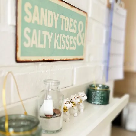 Mimibeach Mit Umzaeuntem Grundstueck *