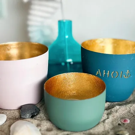 Mimibeach Mit Umzaeuntem Grundstueck Scharbeutz