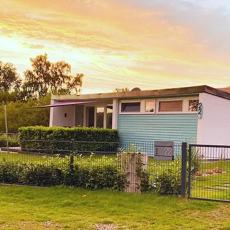 Tatil Evi Mimibeach Mit Umzaeuntem Grundstueck *