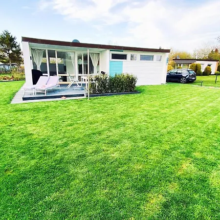 Mimibeach Mit Umzaeuntem Grundstueck *