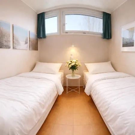Ferienhaus Mimibeach Mit Umzäuntem Grundstück Scharbeutz